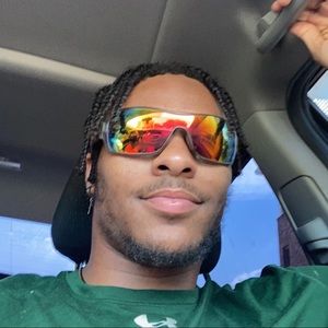 Meet your Posher, Gage